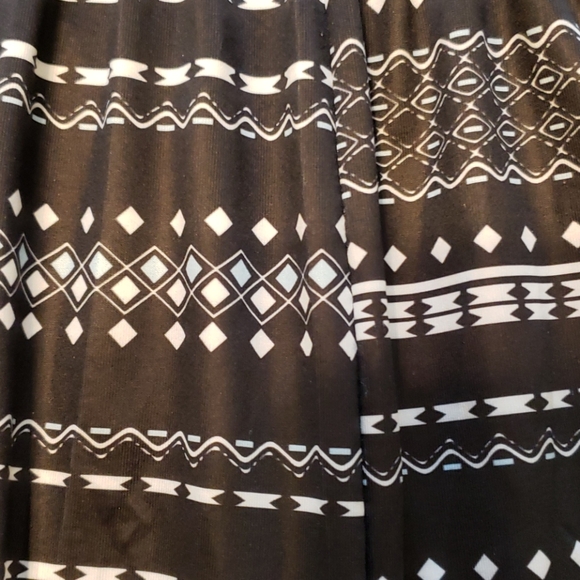 Romper adorable ♥️ - Picture 2 of 2